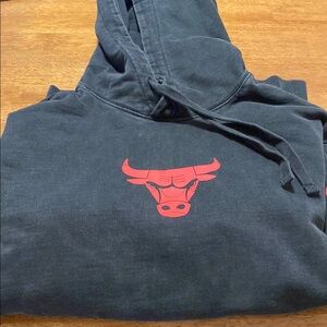 Vintage Chicago Bulls Hoodie – Size L
